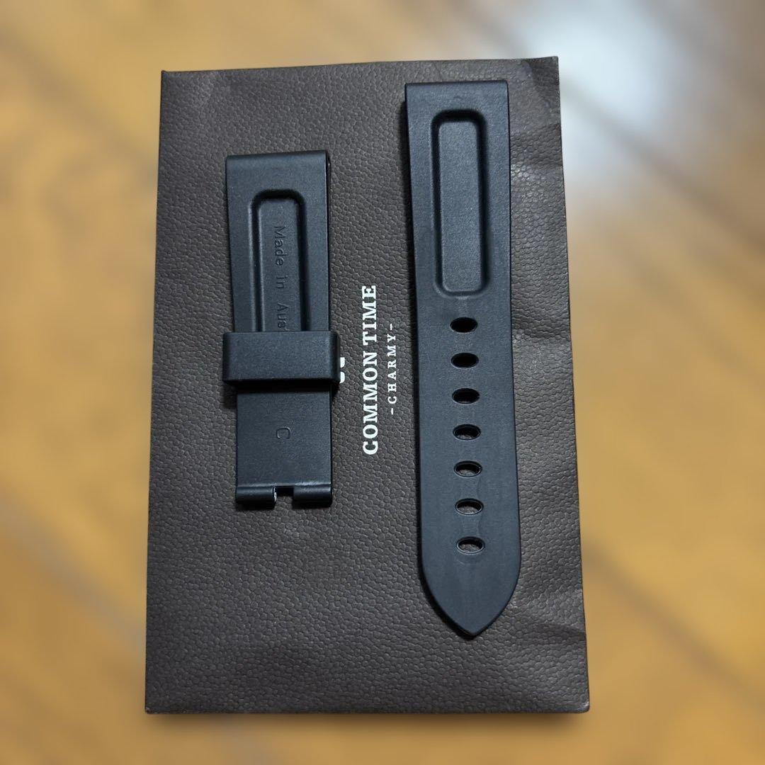 [純正品]PANERAI OFFICINE ラバーベルト ブラック