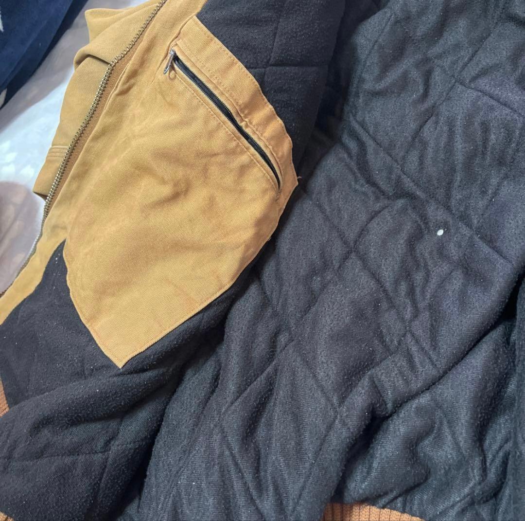 Carhartt アクティブジャケット ベージュ