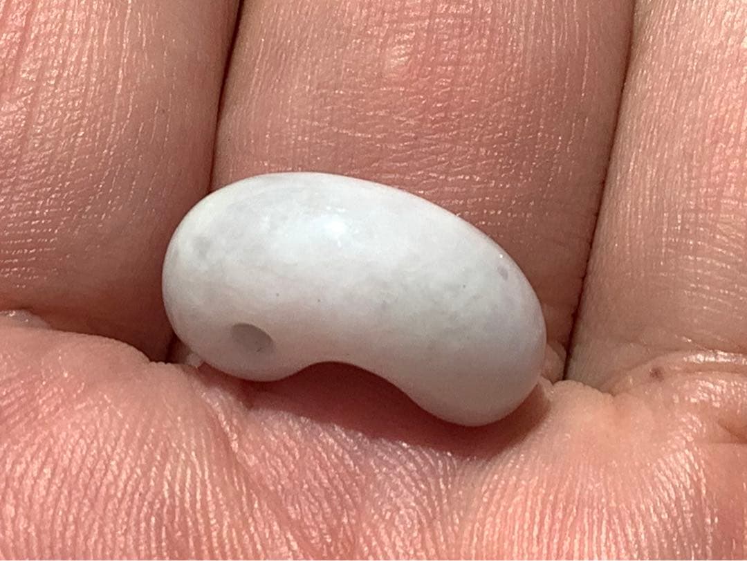 ✳自信の安価卸し　糸魚川翡翠勾玉　本物アイスジェイド鑑別書付　選別出品‼️