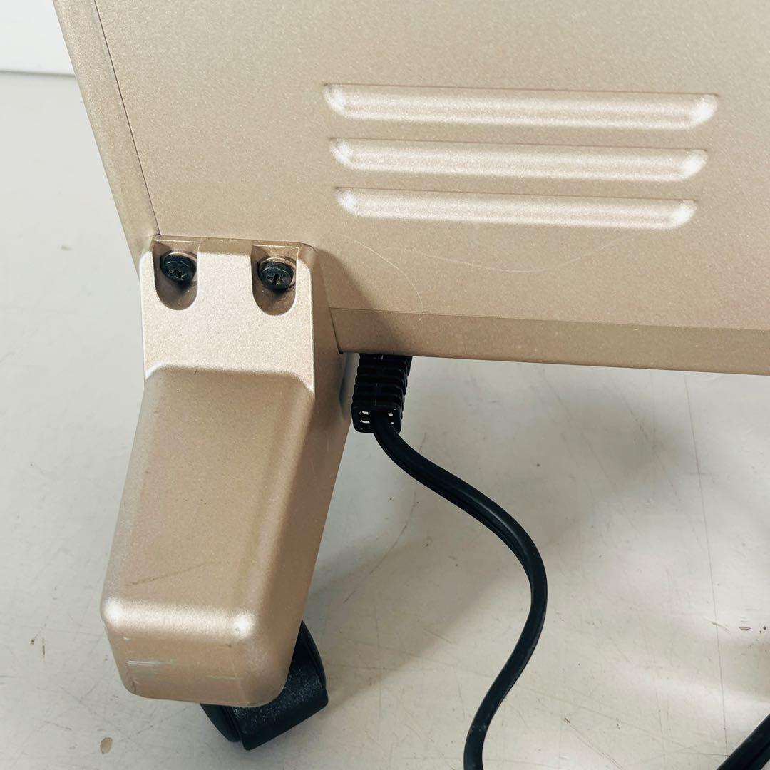 2022年製　サンルミエ　キュート　E800LS 赤外線ヒーター