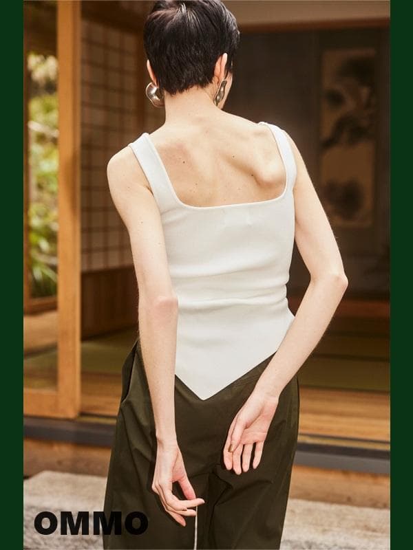 新品・未使用【OMMO】タンクトップ ASYMME TUCK KT TOP 白