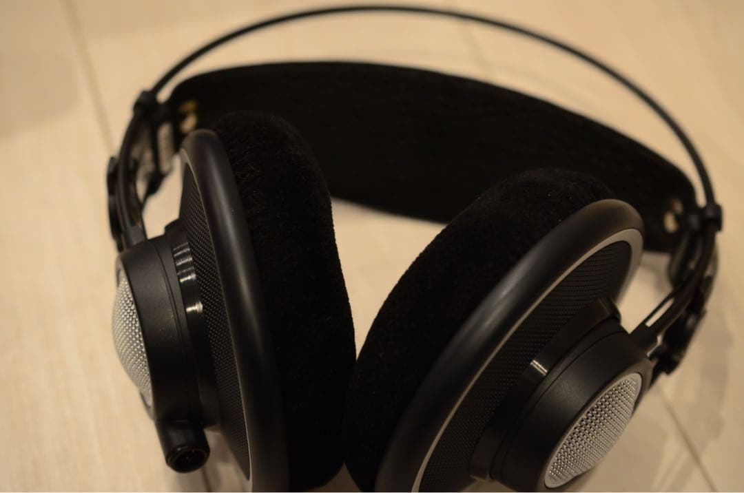 AKG K702 オープンバックヘッドフォン