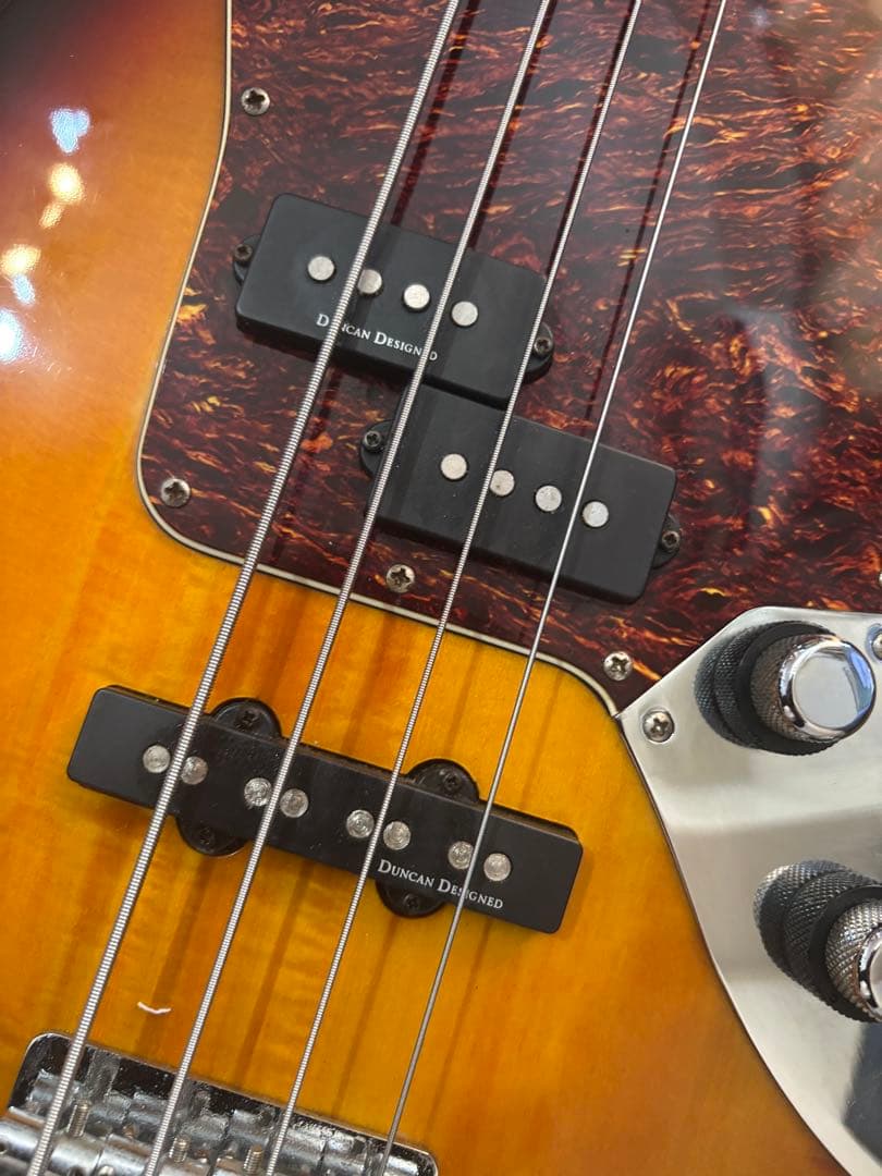 りょうフェンダースクワイア ジャガータイプベース美品