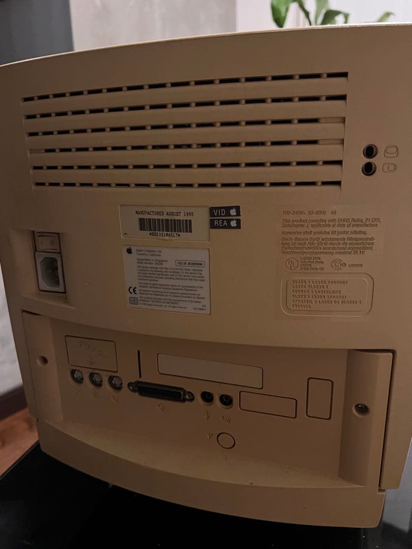 (送料込み)アップル社Apple Macintosh Performs 5210