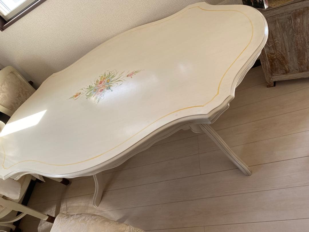 アンティーク調ホワイト オーバル型ダイニングテーブル ロココ調 楕円形テーブル