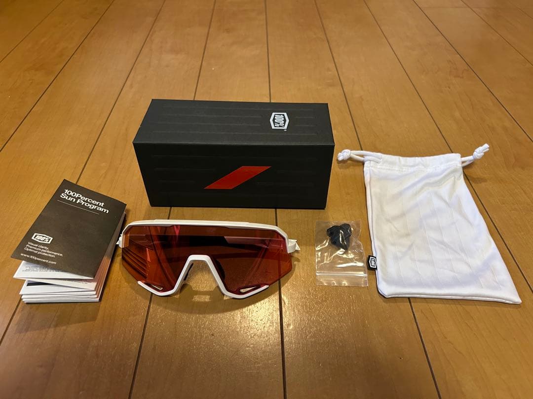 100% Slendale ホワイト レッドミラーレンズ ワンハンドレッド