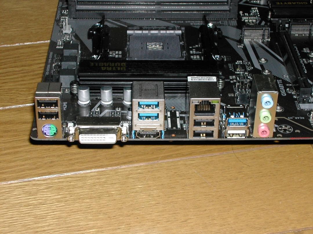 GIGABYTE　B550M DS3H　AM4