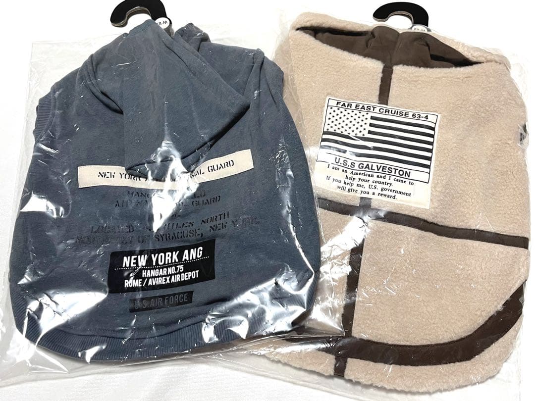 新品未使用！AVIREXアヴィレックス犬服２着セット