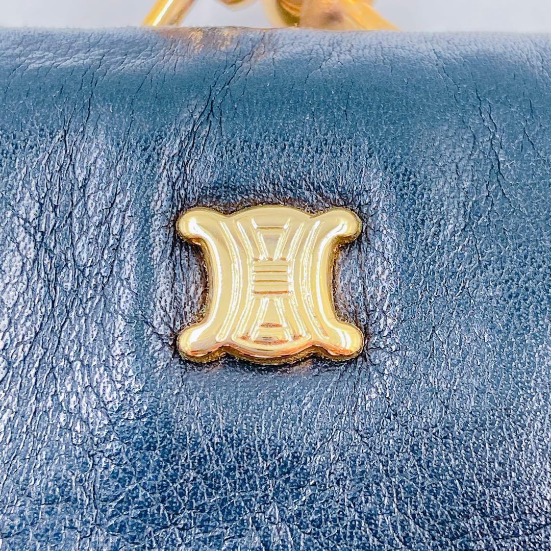 9FM87 CELINE セリーヌ がま口 ショルダーバッグ トリオンフ 黒