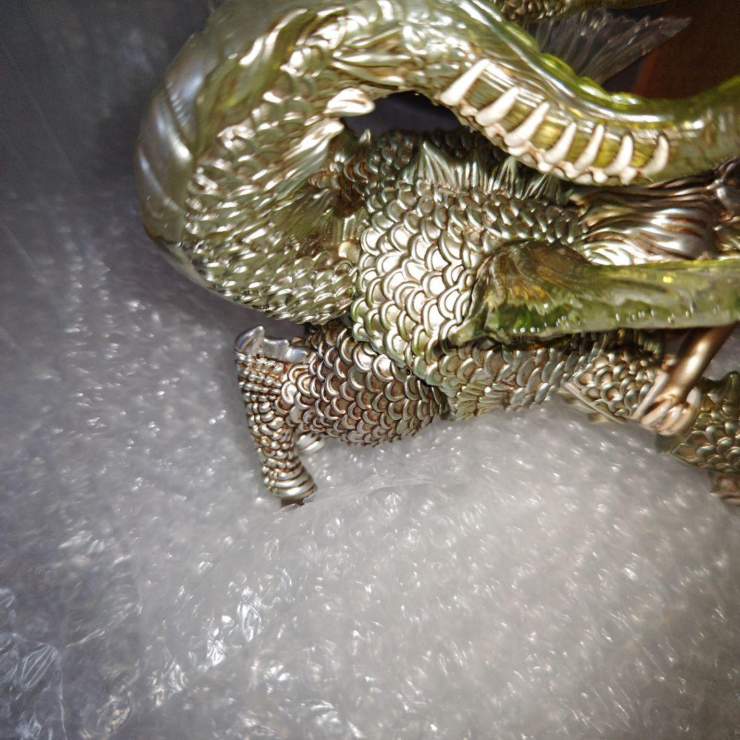 怪獣女王　DRAGORA　フィギュア　ソフビ