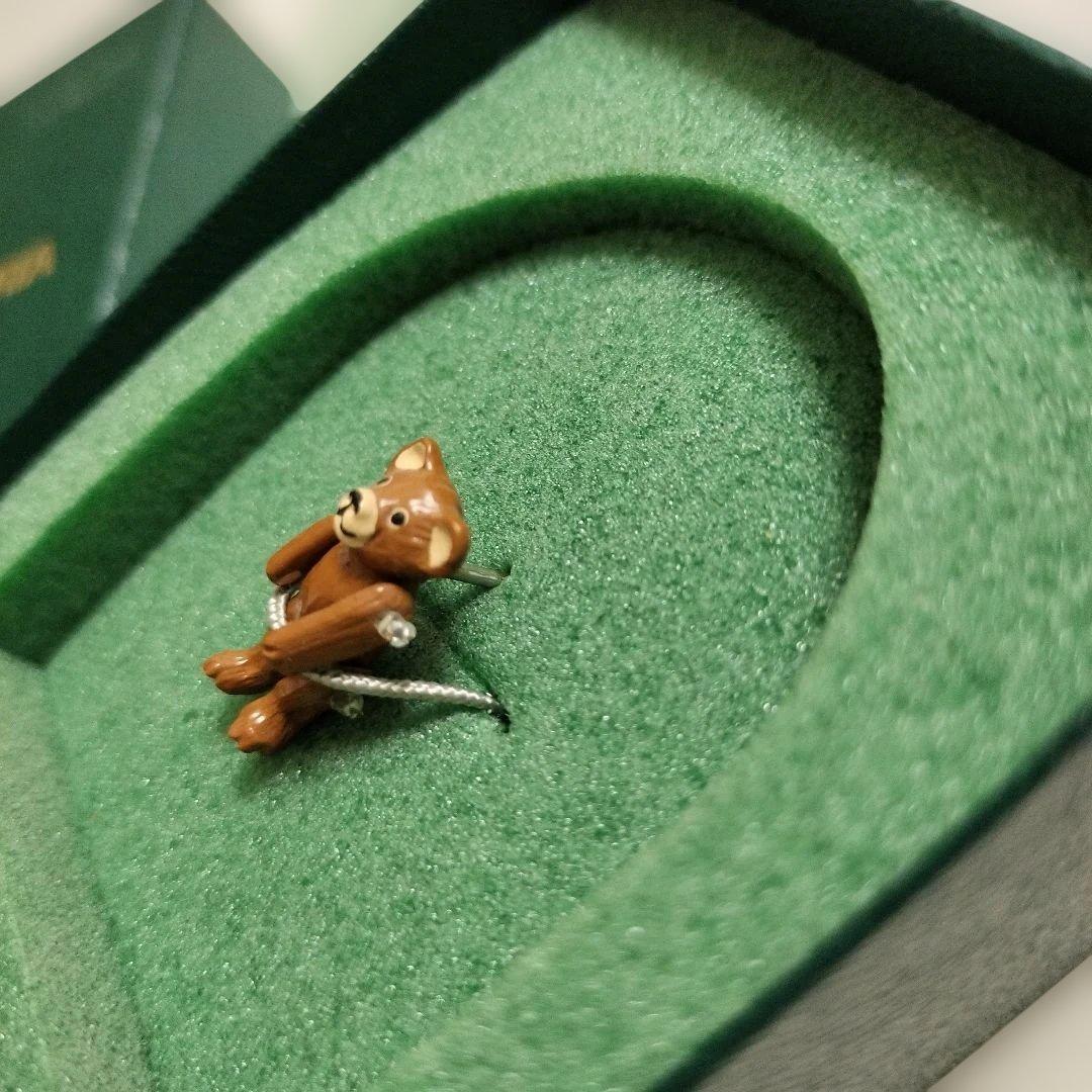 MINNIE MARIA 小さなテディベア ピンバッジ