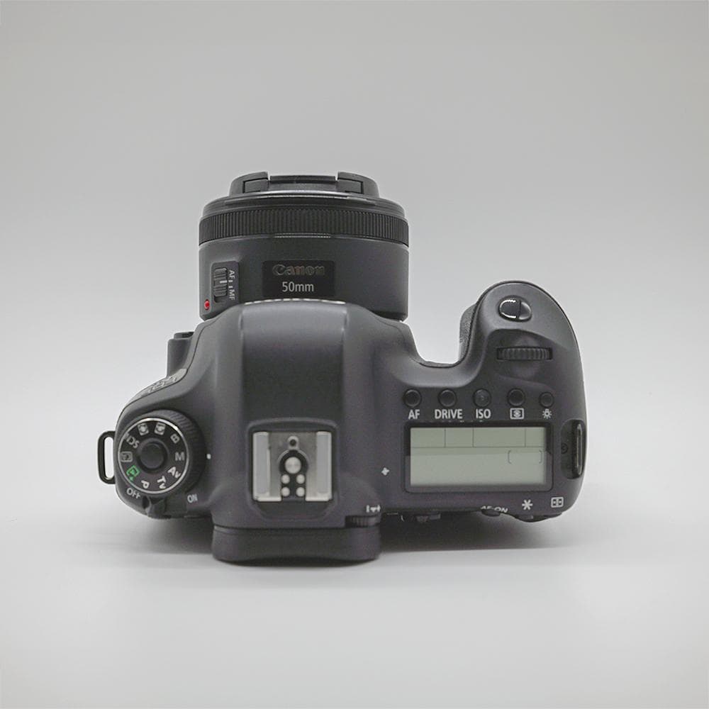 Canon EOS 6D ＆ 単焦点レンズ（50mm）セット