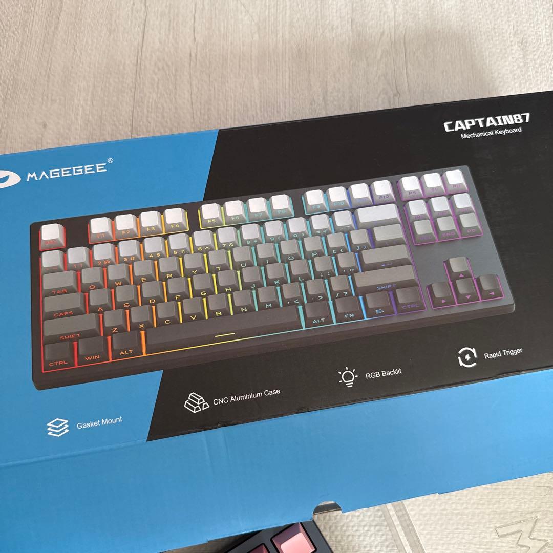 MAGEGEE フルサイズキーボード ピンク・グレー