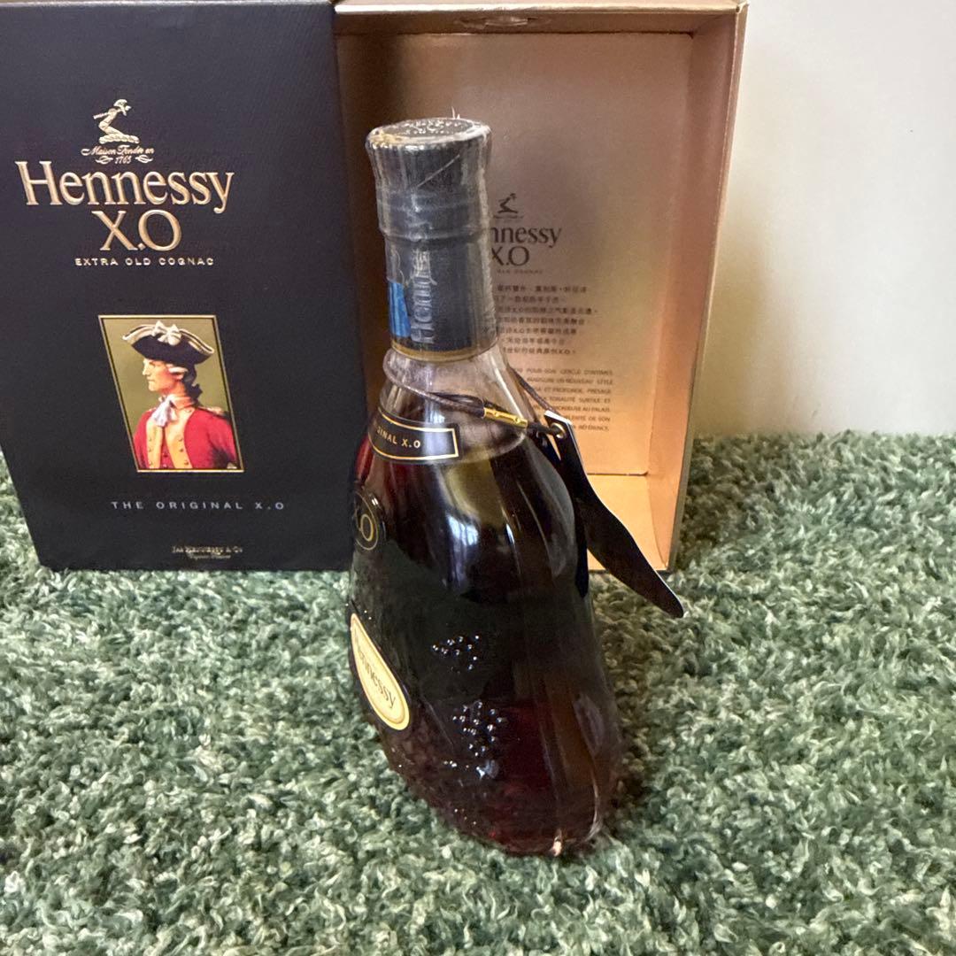 V3 Hennessy XO コニャック 700ml 40%