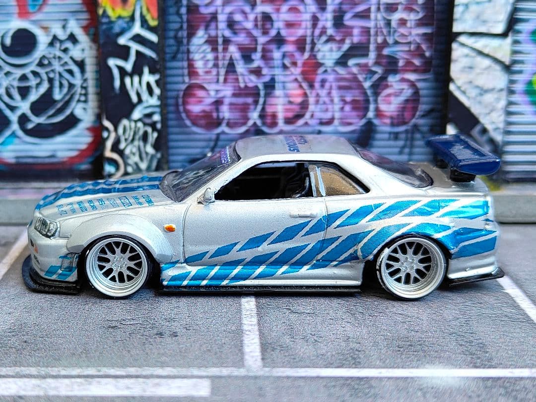 ホットウィールカスタム 日産 R4 GTR ワイスピ ☆深リム☆トミカ改造☆