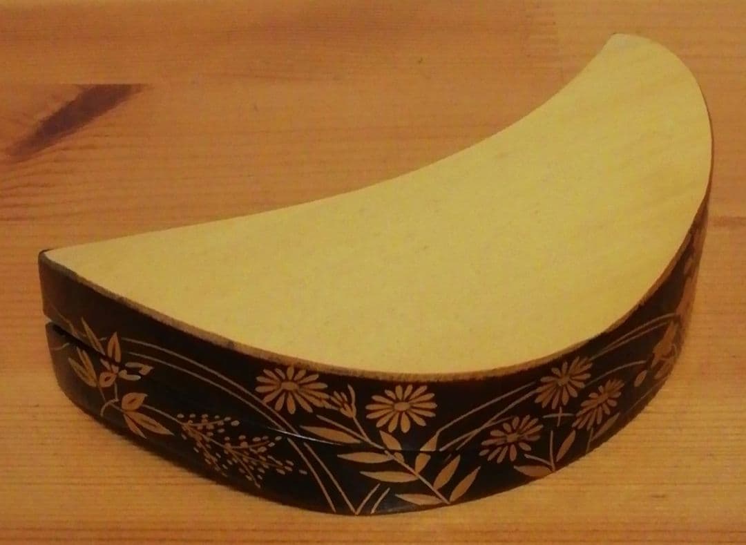 道場宗廣作　鵬雲斎好　蒔絵　秋草　三日月　升　香合　共箱　茶道具