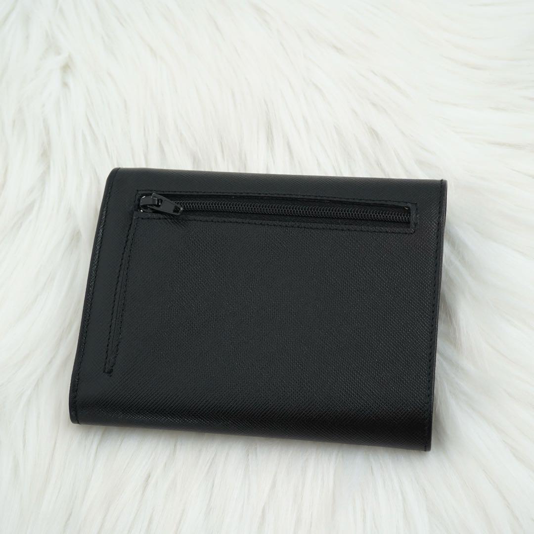 新品同様/未使用級　箱付き　PRADA プラダ　三つ折り財布　サフィアーノ　黒