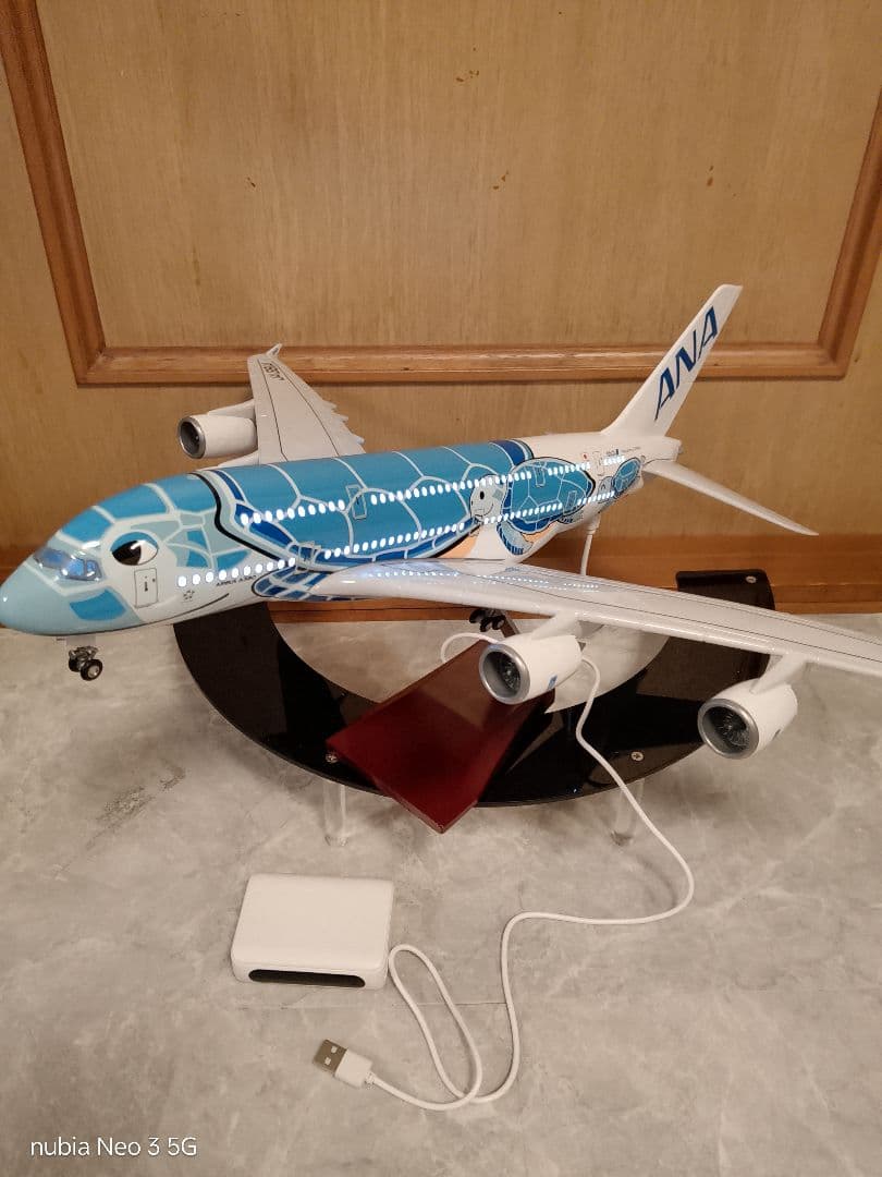 ●Airbus A380 ／発光ver. ／フライングホヌブルー1/150