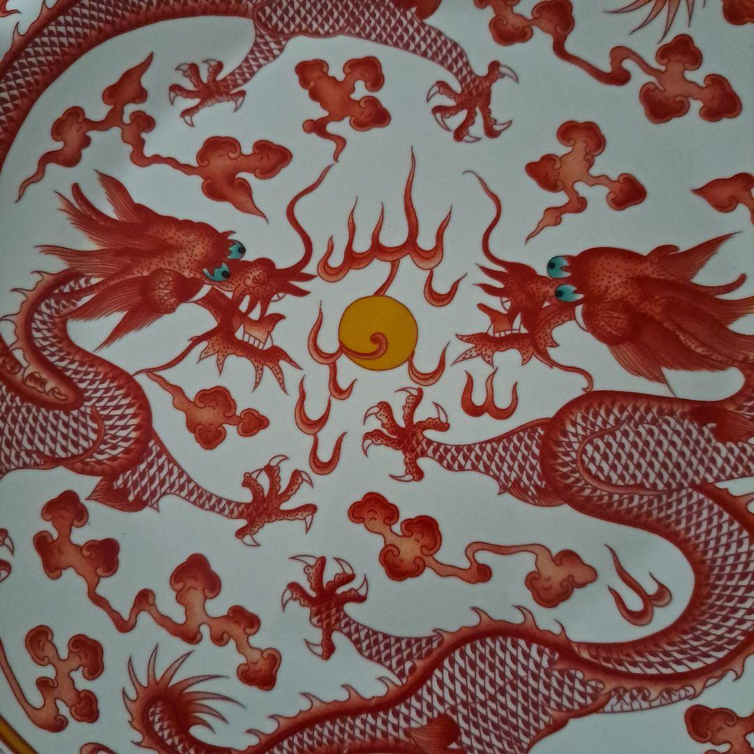 中国美術　清乾隆年製　双龍図　飾り皿　　赤絵金彩