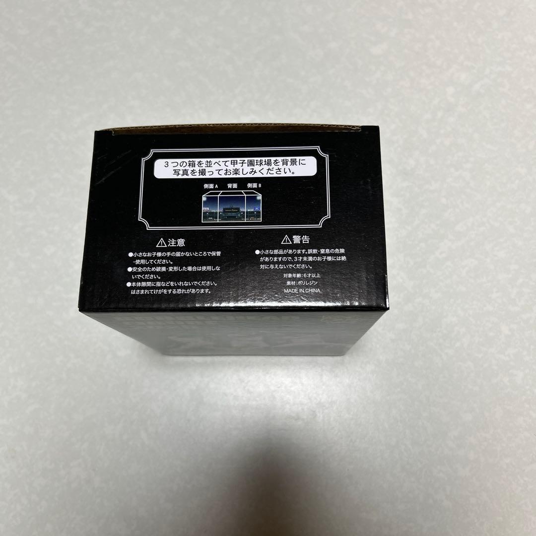 未使用 阪神タイガース 佐藤輝明 テル ボブルヘッドフィギュア 2025