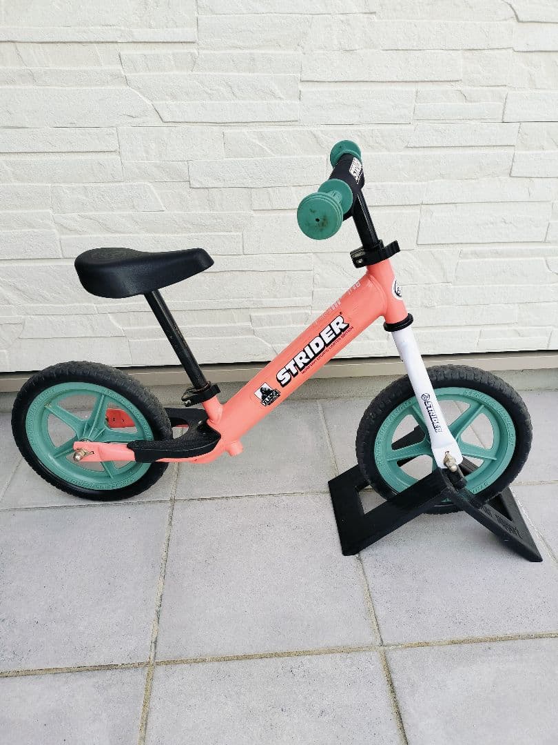 ストライダー　STRIDER　ムラサキスポーツコラボ　限定カラー