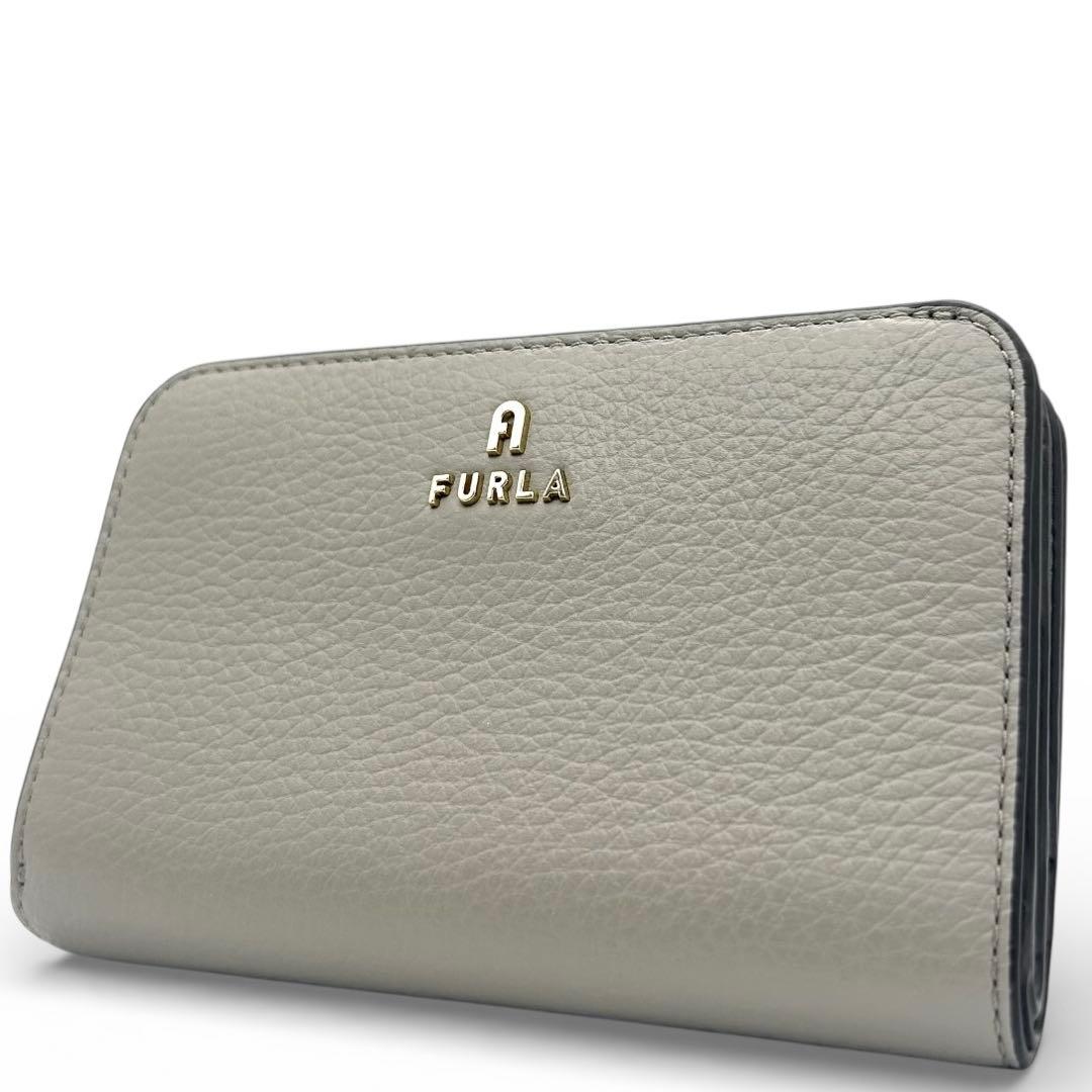 未使用級　FURLA　フルラ　カメリア　二つ折り財布　レザー　アーチロゴ