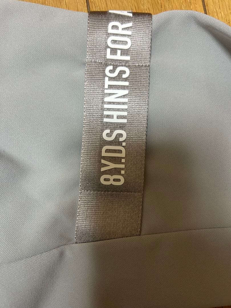 ヒカル　ハチヤーズ　グレー パーカー L 美品