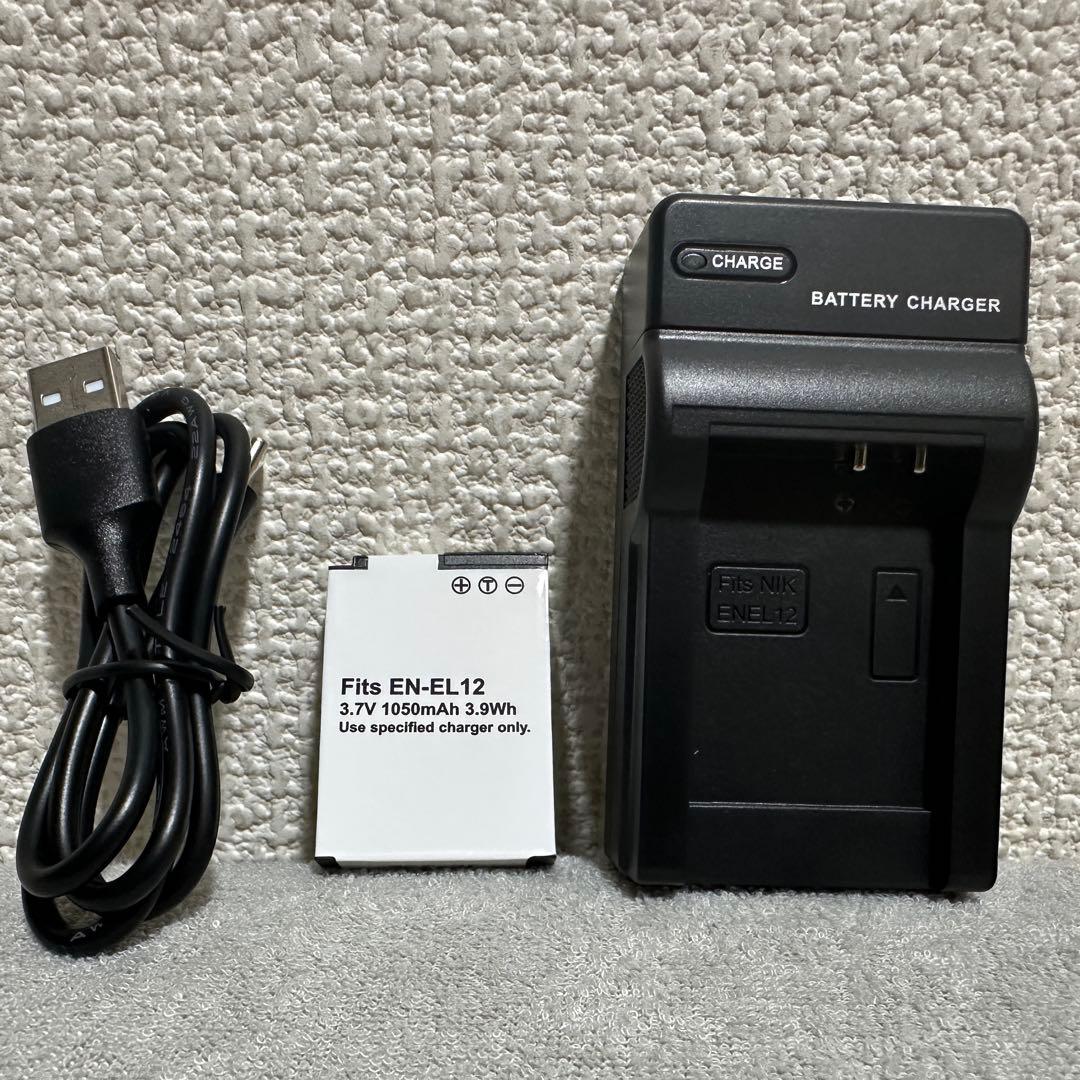 動作品 バッテリー充電器付き✨️COOLPIX S9300 コンデジ　ブラック　黒