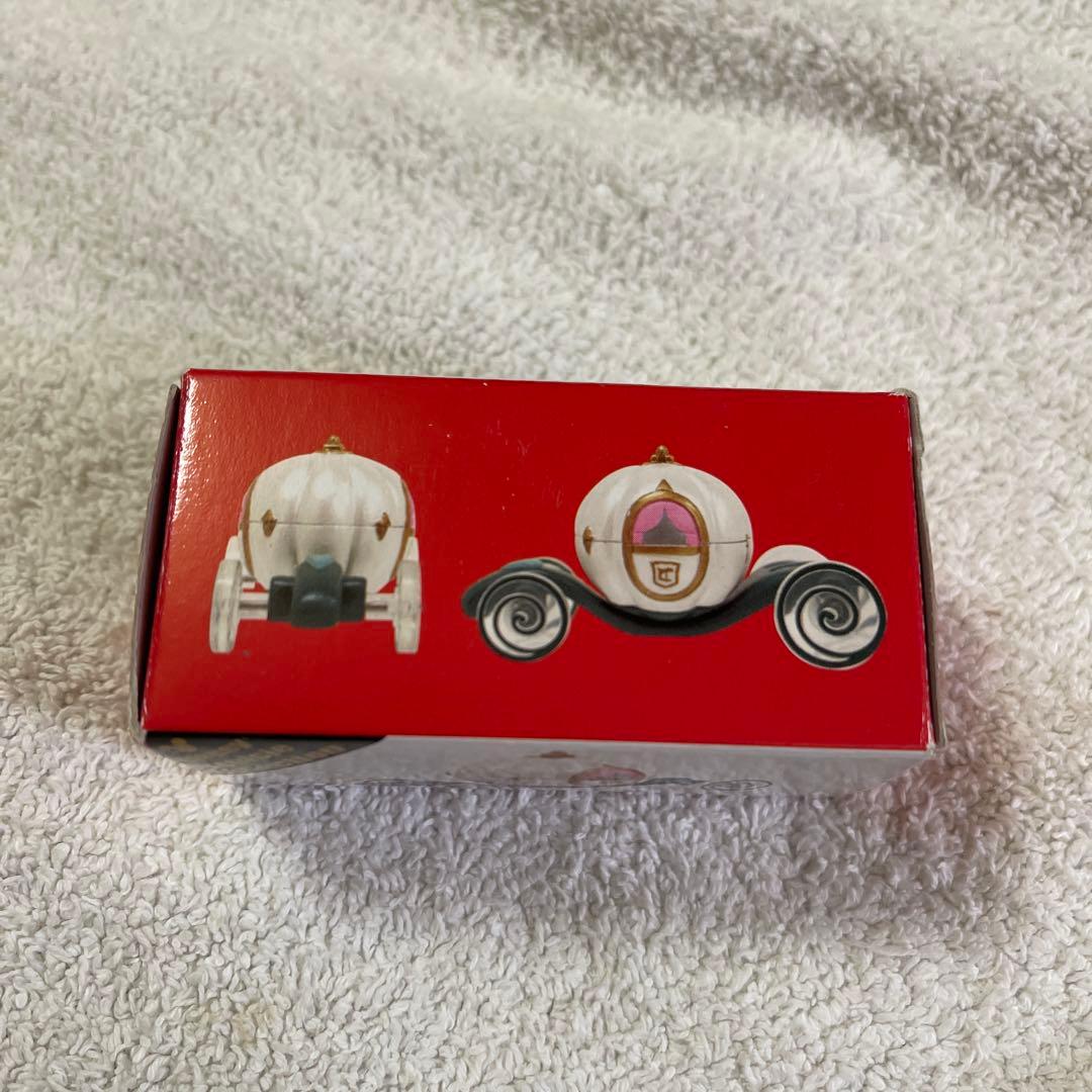 ディズニートミカ　カボチャの馬車　赤箱