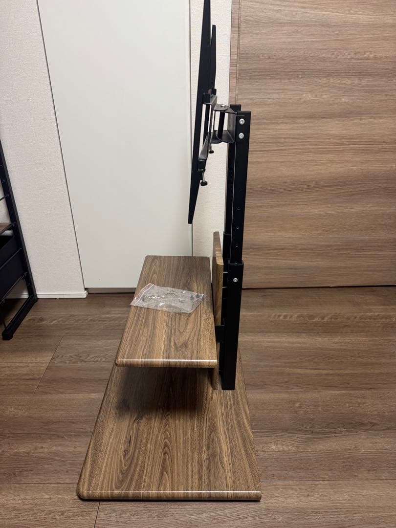 テレビスタンド、キャスター付き、組み立て済み