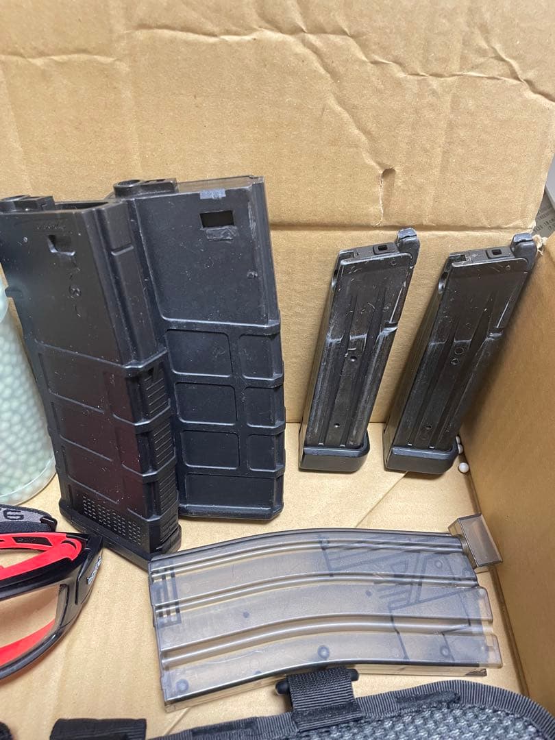 【1日限定】サバゲー引退品まとめ売りマガジン ゴーグル ベルトホルスター装備一式