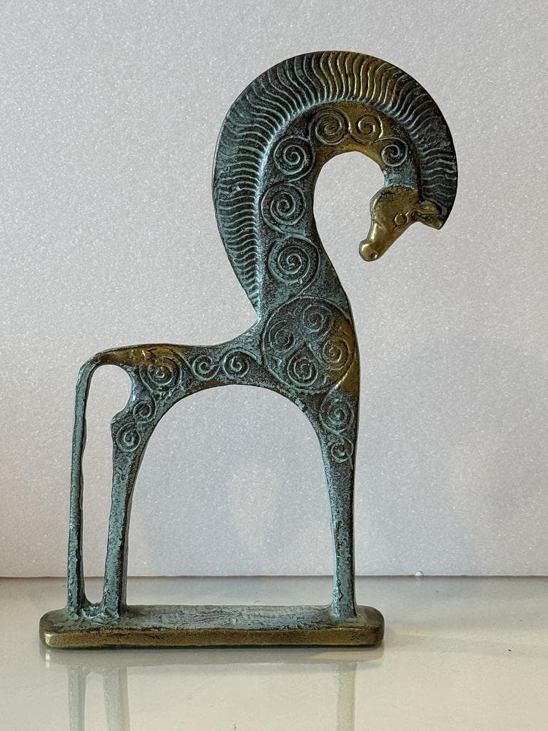 古代ギリシャ　スパルタ　ブロンズ製　馬の像　幾何学時代　レプリカ