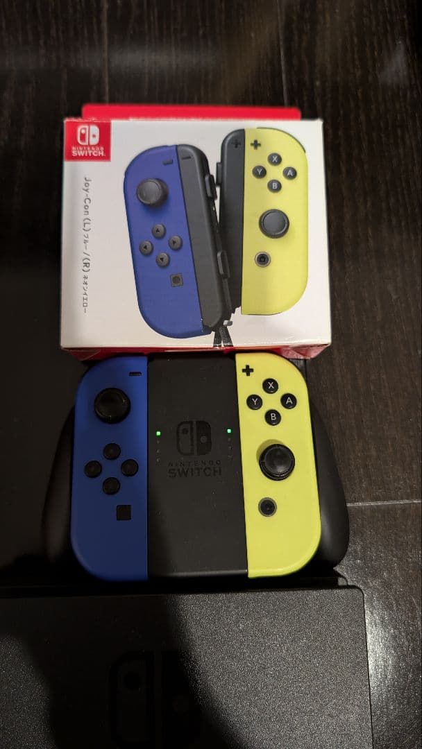 Nintendo Switch 本体+ジョイコン+ケース+ microSDメモリ