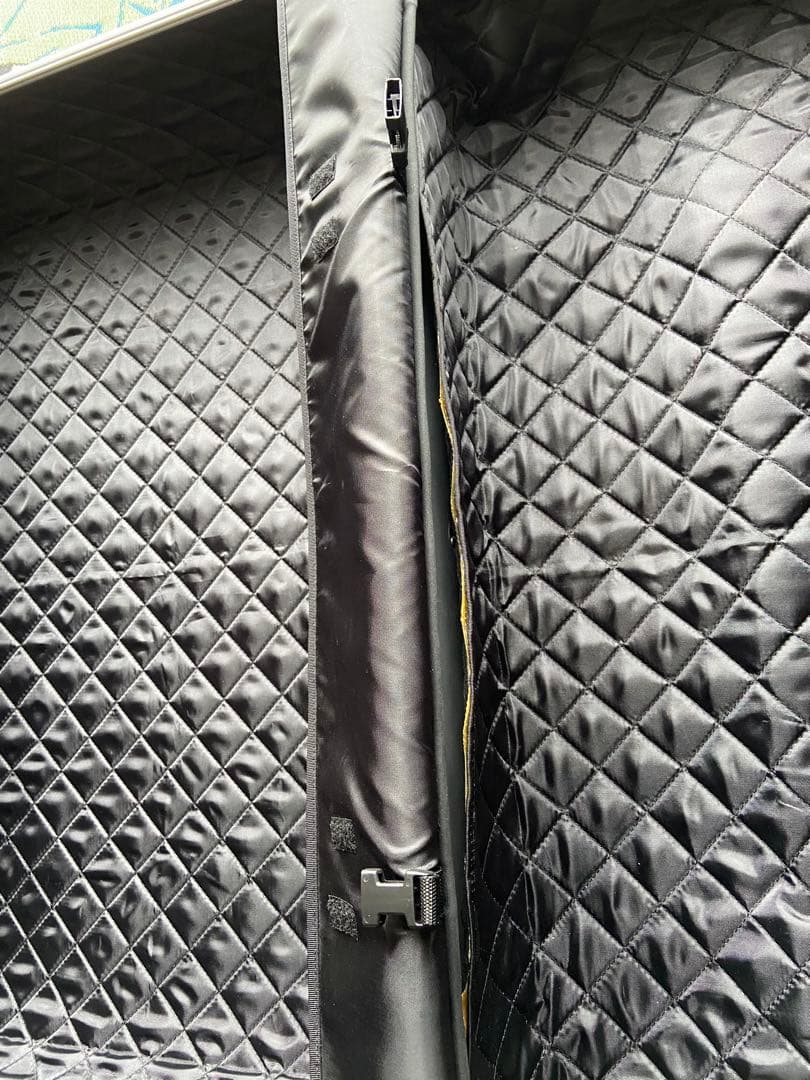 ゼロハリバートンスーツケース2輪