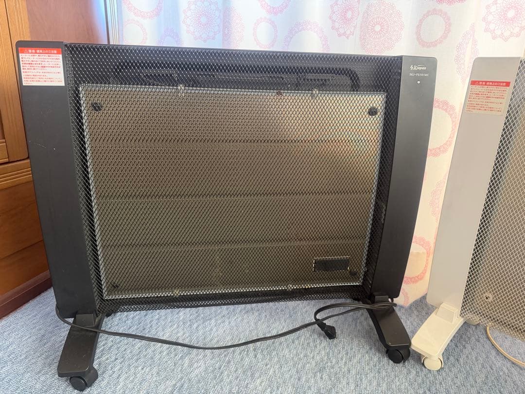 電気ヒーター メッシュパネル 黒 白二台