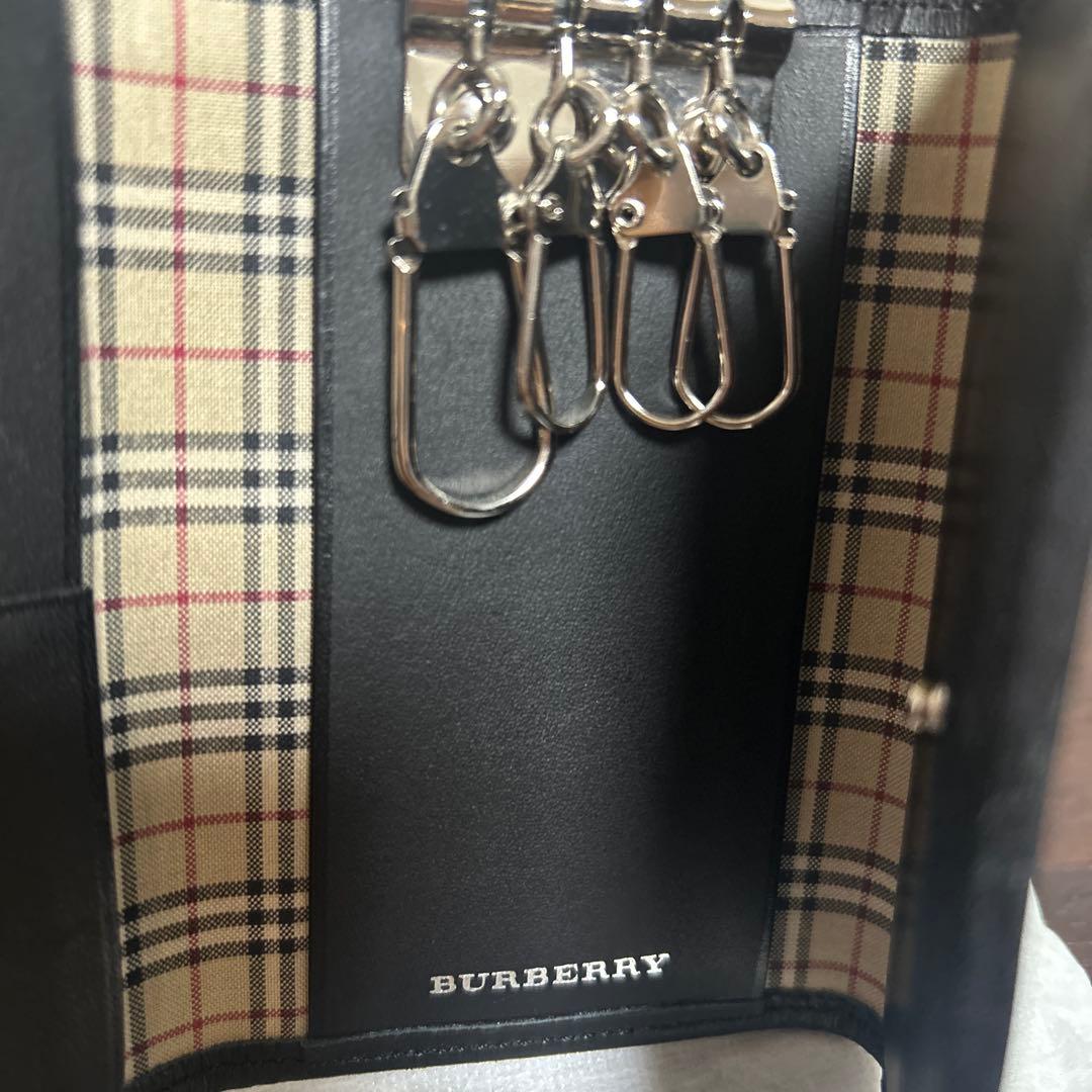 BURBERRY ブラック レザー ／ナイロンキーケース