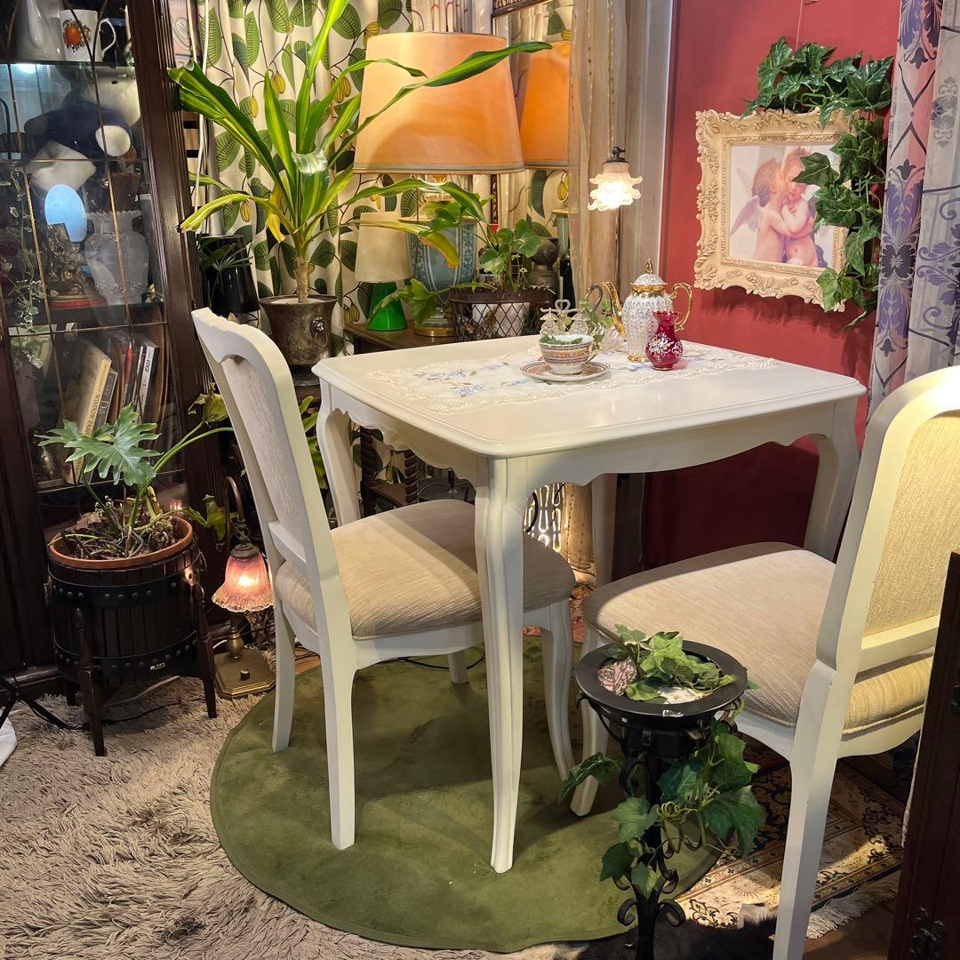 ホワイトシャビー　リモージュ　猫足 クラッシック　ダイニングテーブル