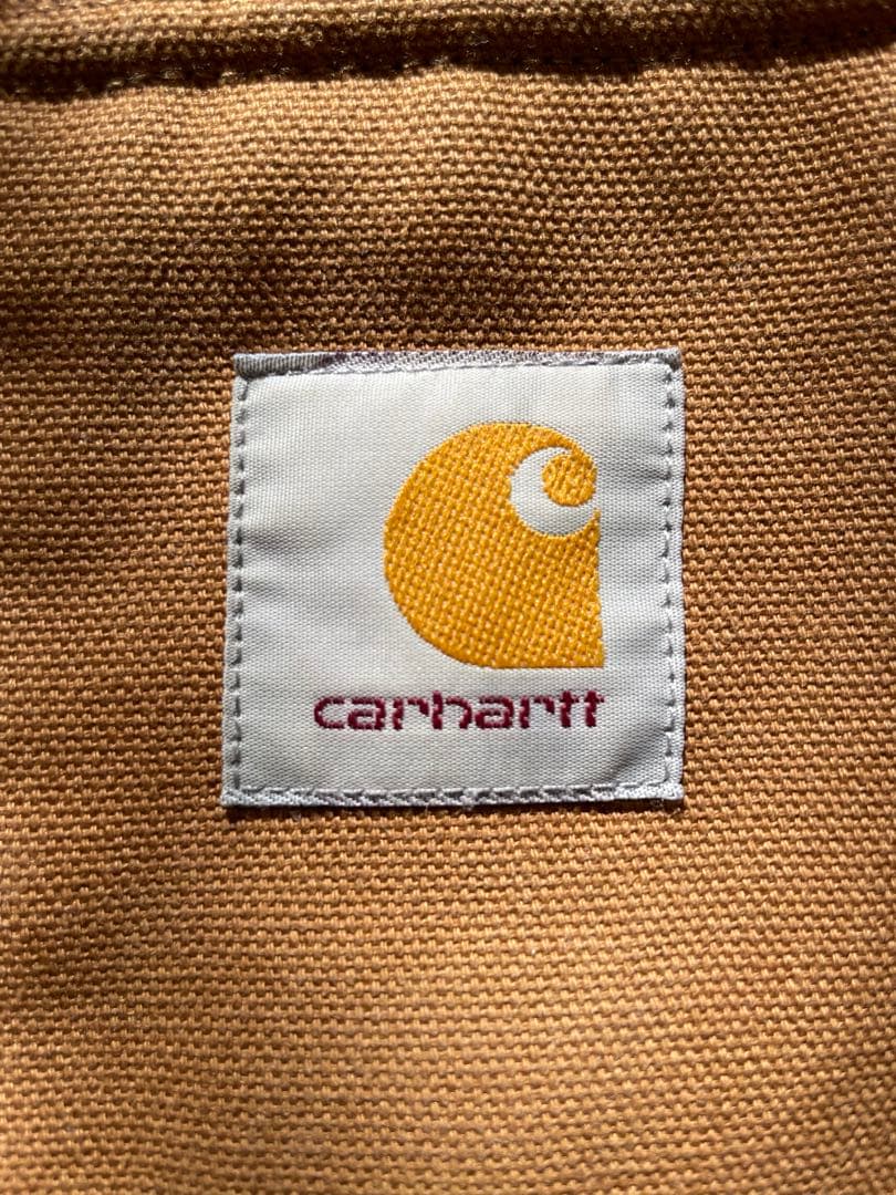 Carhartt wipアクティブジャケット ダックジャケット　ブラウン