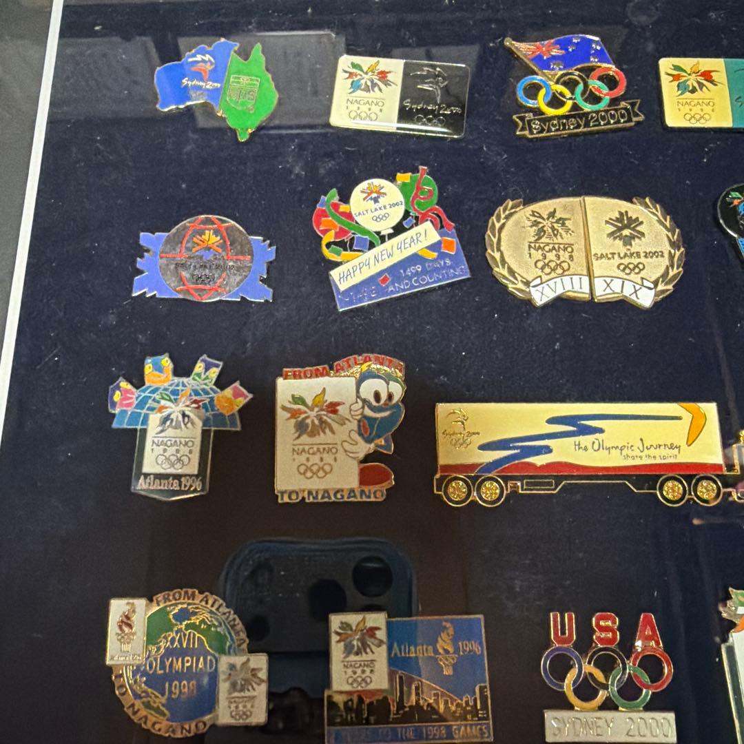 オリンピック ピンバッジ セット 約30個 フレーム付き【値下げ交渉あり】