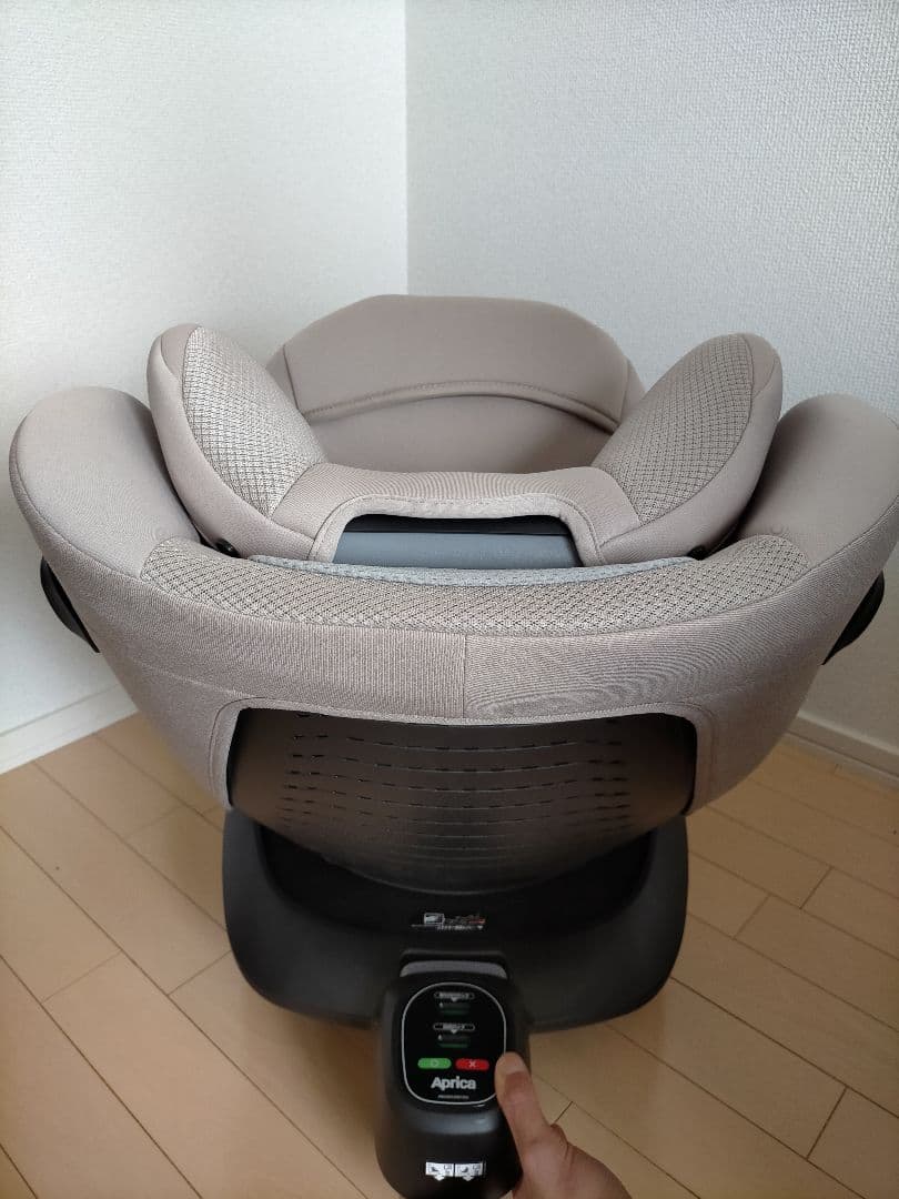★さき★ApricaクルリラビッテエックスプラスABチャイルドシート