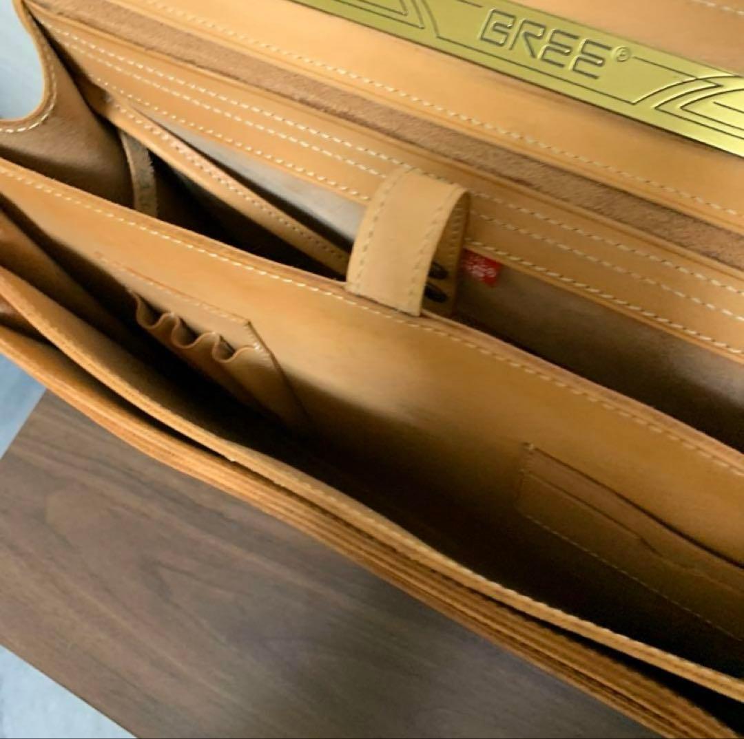 週末値引　BREE ビジネスバック　ヌメ革　USED