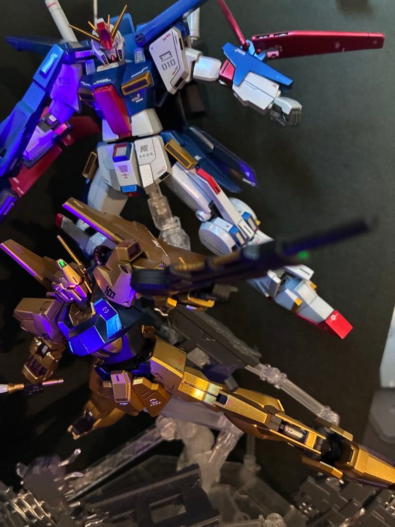 ガンプラ完成品　HG ZZガンダム全塗装スタイル改修　完成品　発光ギミック