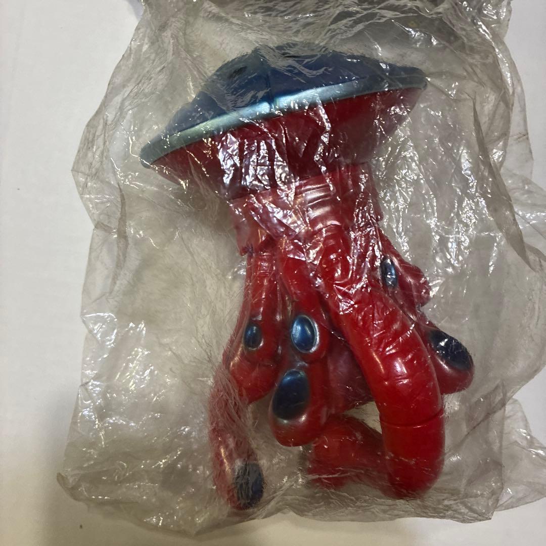 怪獣郷　円盤生物アブソーバー　やまなや