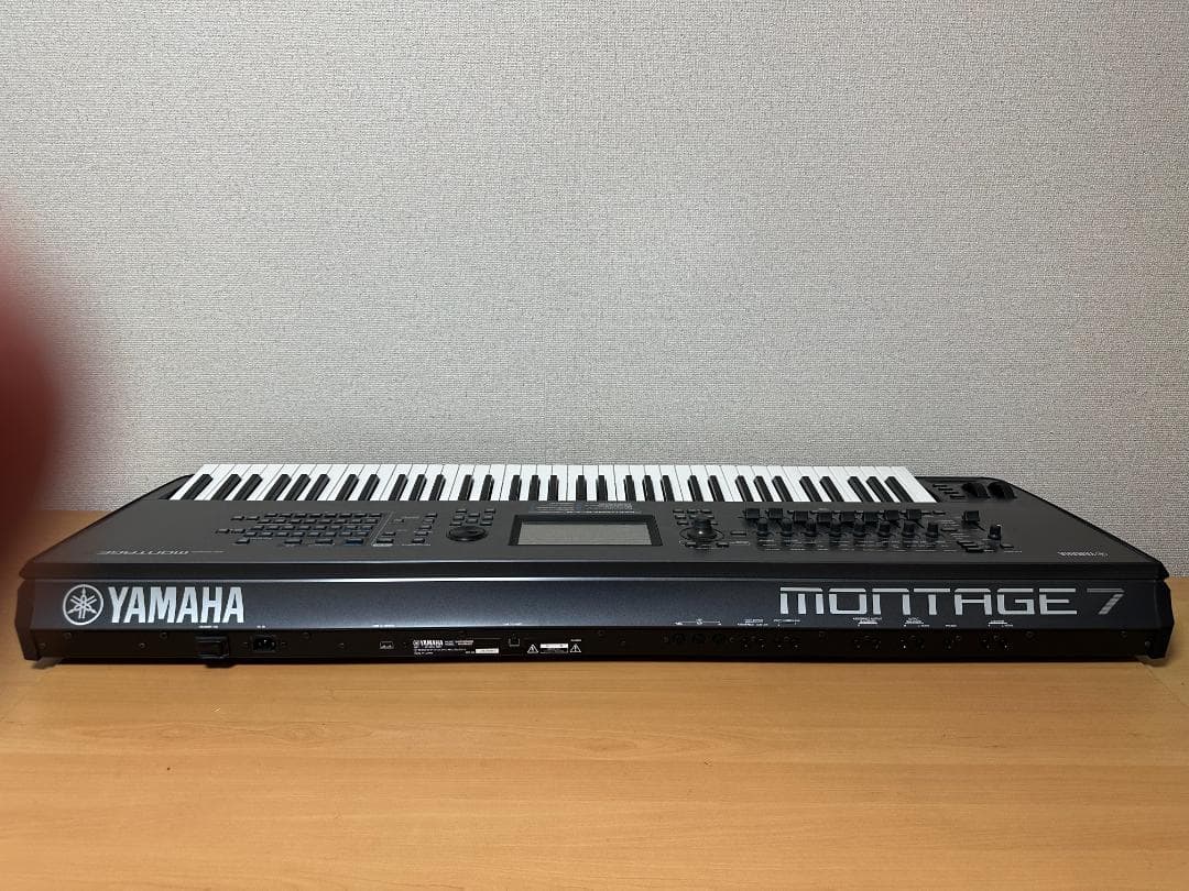 Yamaha Montage 7　シンセサイザー