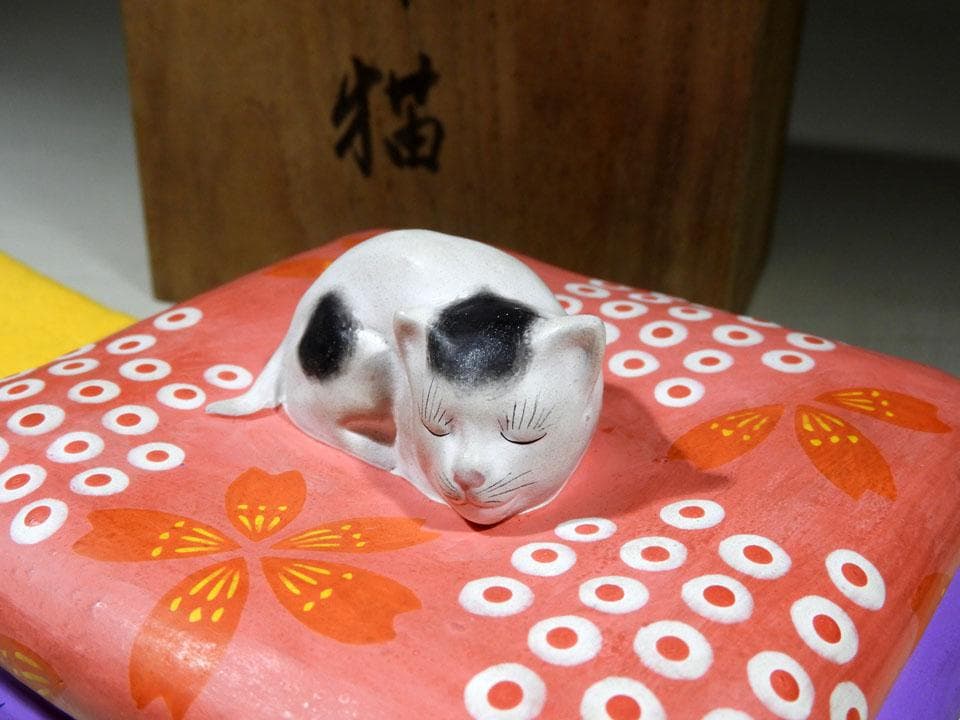 ●戦前傑作 昭和博多人形 貴重 眠り猫 子孫繁栄 子宝縁起物 春画 共箱 完品