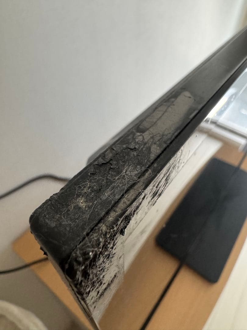 【中古品・キズあり】REGZAテレビ　32型