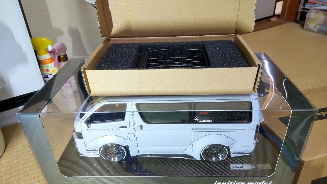 IG2802 1/18 T・S・D WORKS HIACE Matte Gray