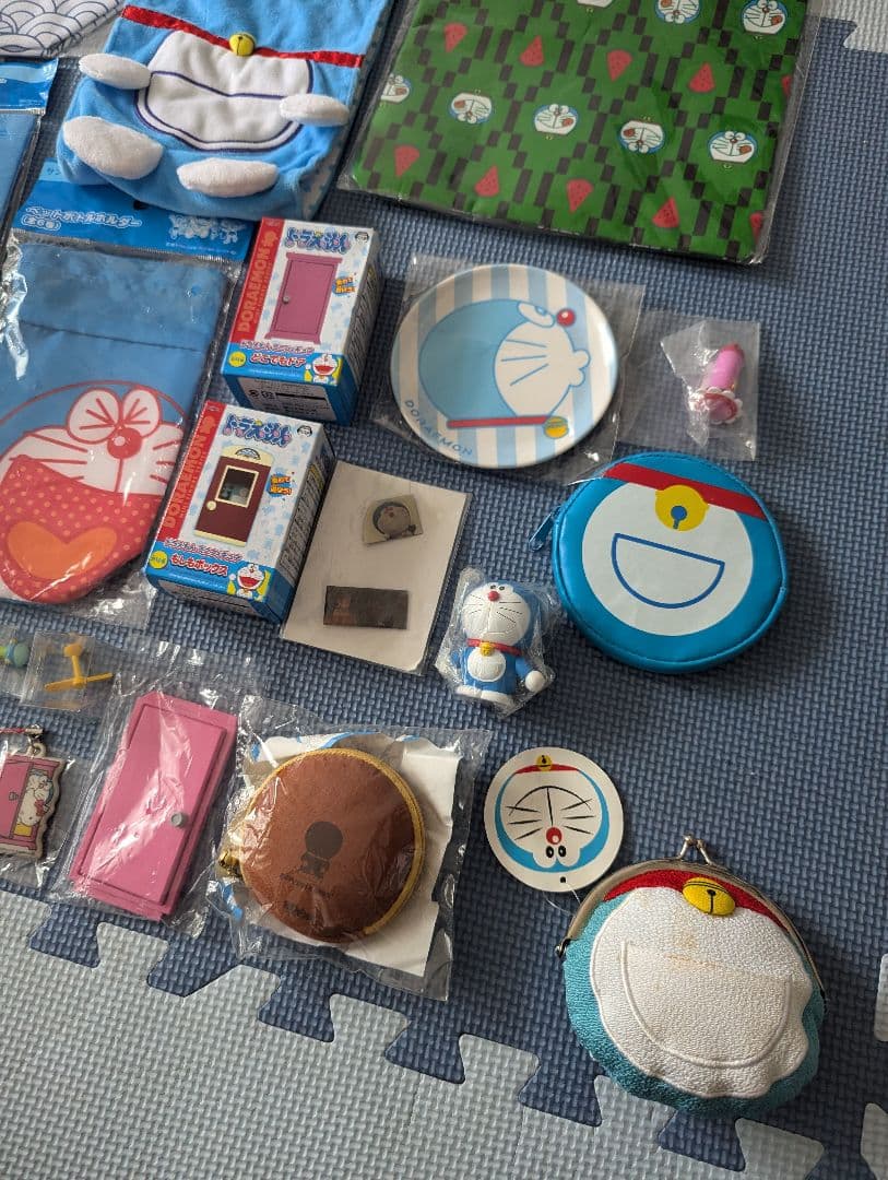 ほとんど未使用、新品の　かわいい　ドラえもん　グッズ　まとめ売り