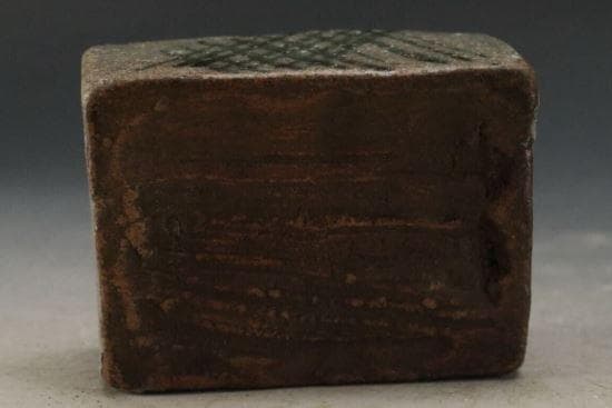 【桃山時代】古唐津 絵唐津香合 金銀字形 黒柿箱