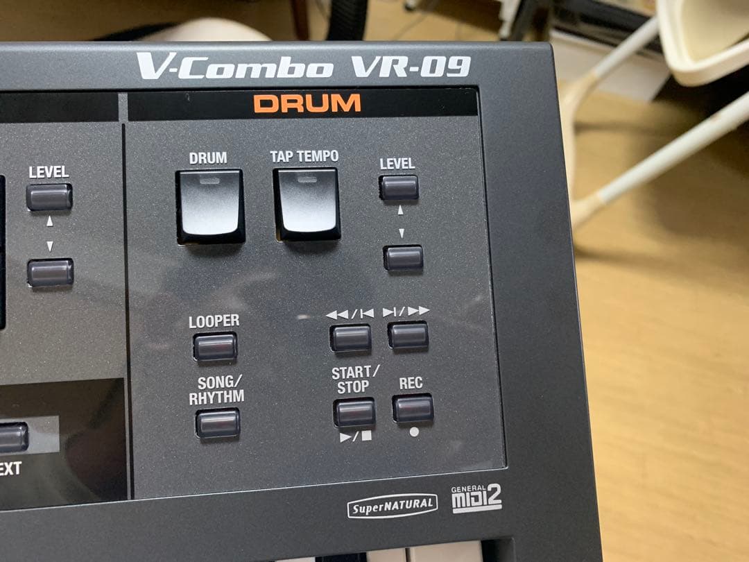 美品98%程度 Roland VR-09 シンセサイザー